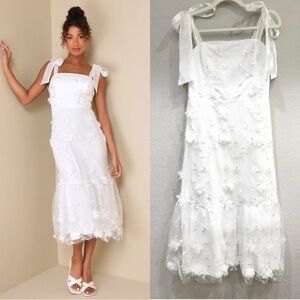 Size M - Lulus Divinely Adored White Embroidered‎ Floral Tie-Strap Midi Dress
